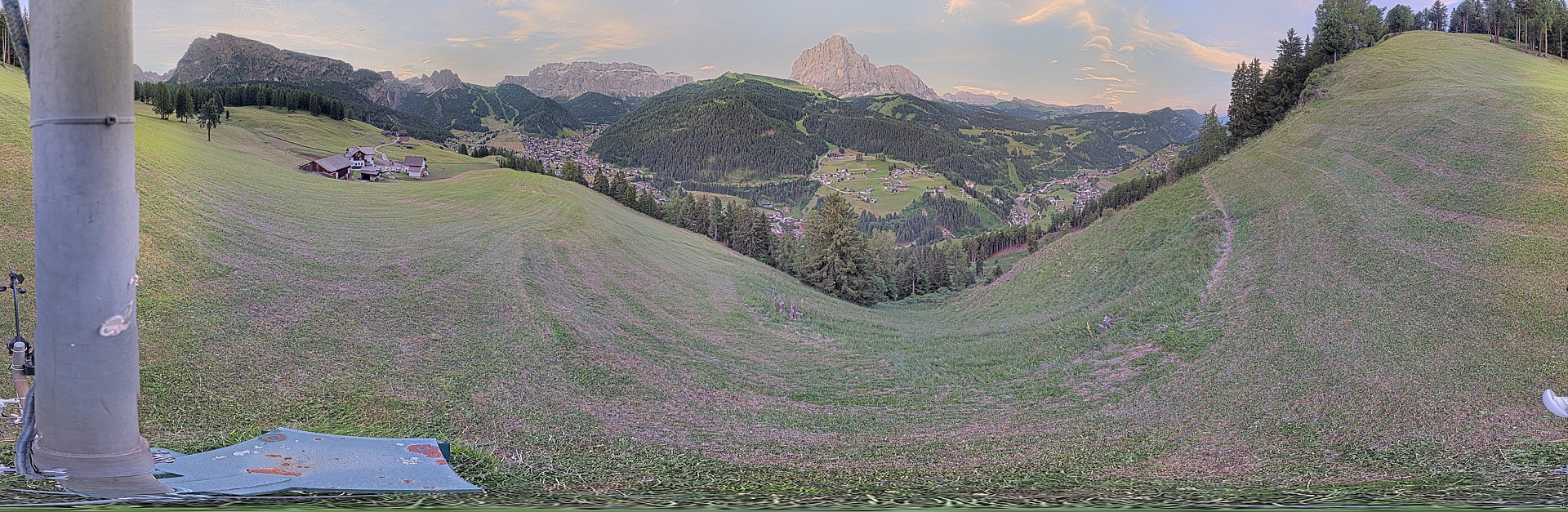 Archived image Webcam Panoramic view of Wolkenstein