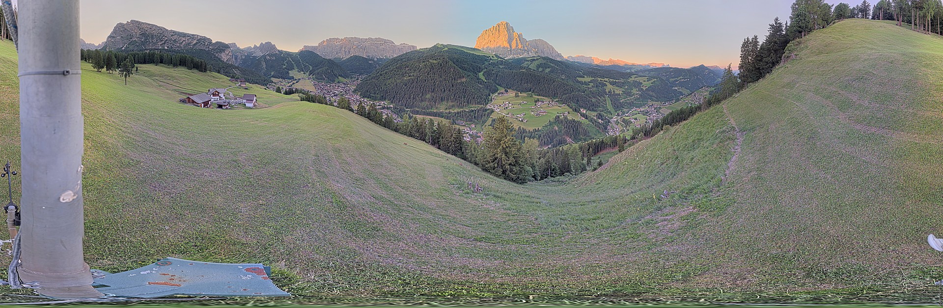 Archiv Foto Webcam Panorama über Wolkenstein