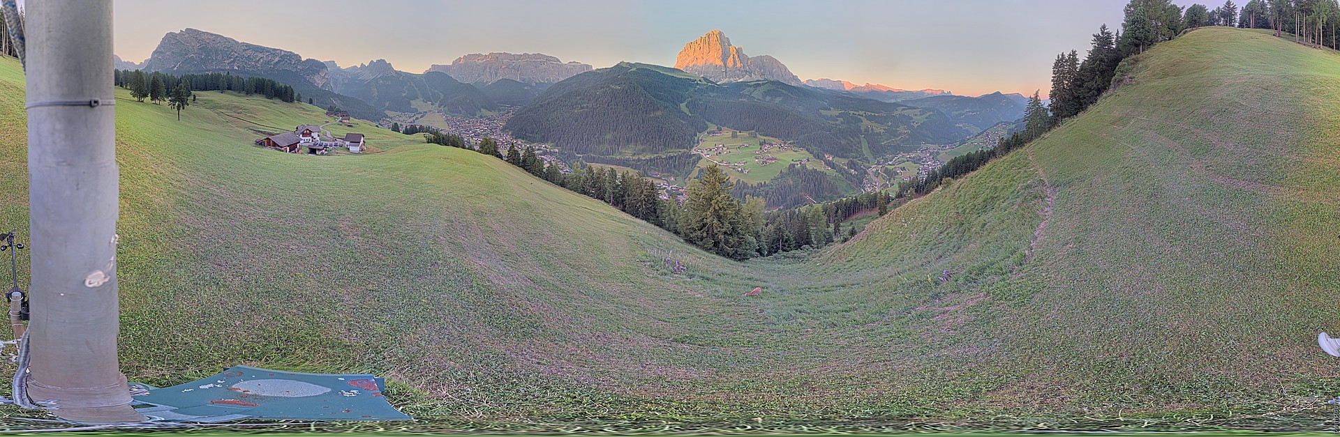Archiv Foto Webcam Panorama über Wolkenstein