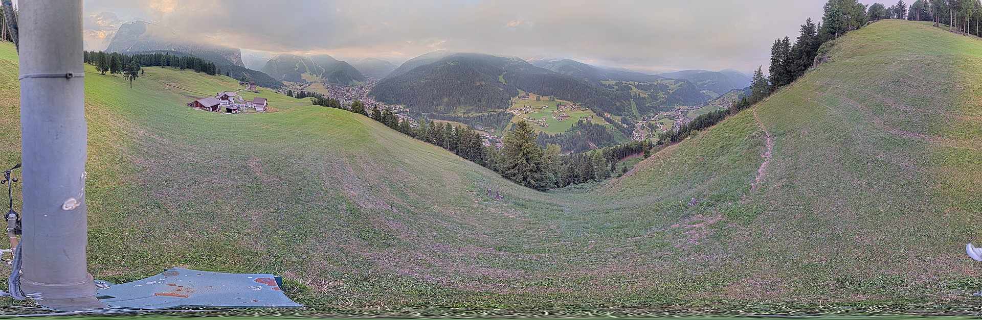 Archiv Foto Webcam Panorama über Wolkenstein