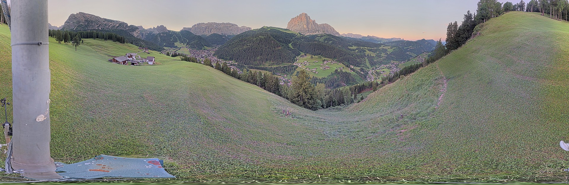 Archived image Webcam Panoramic view of Wolkenstein