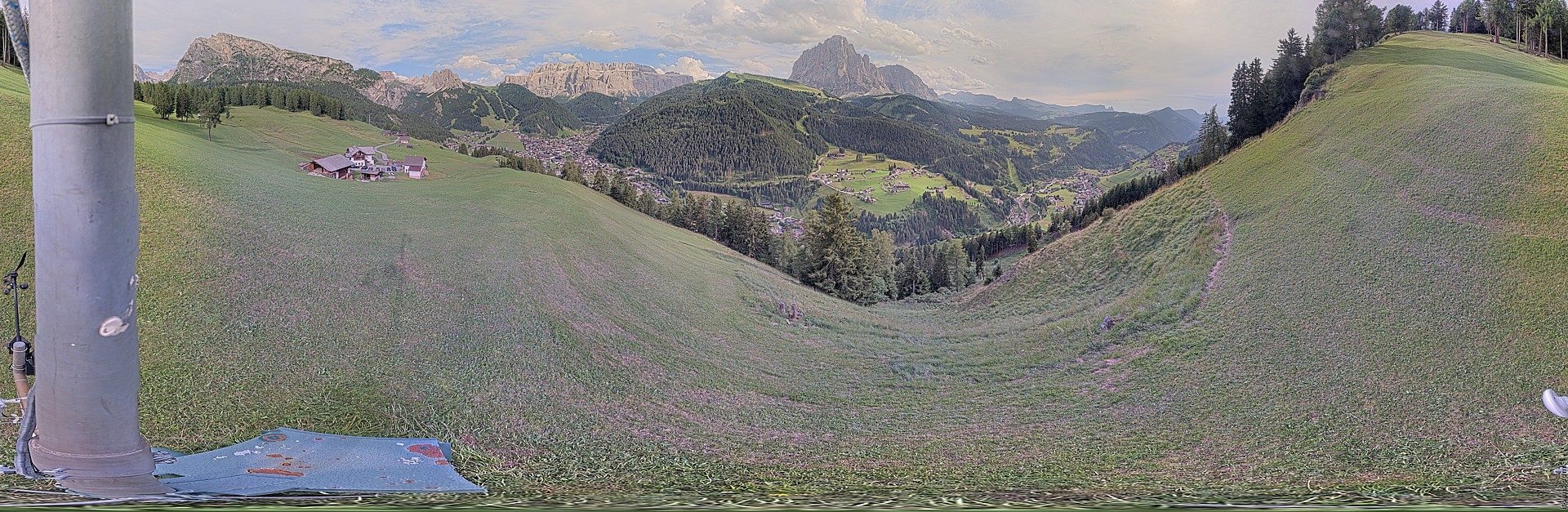 Archived image Webcam Panoramic view of Wolkenstein