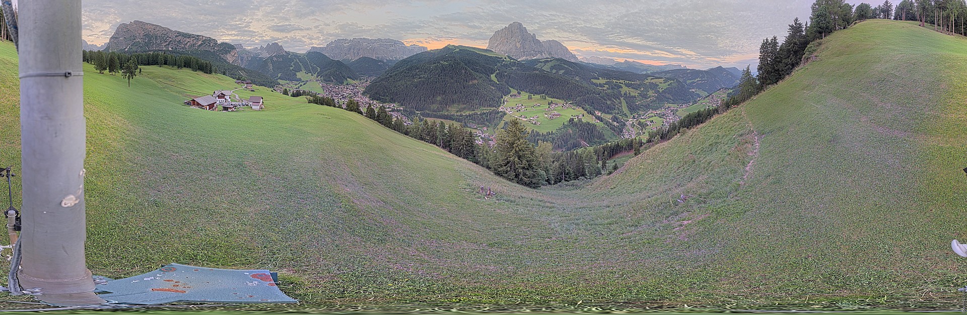 Archiv Foto Webcam Panorama über Wolkenstein