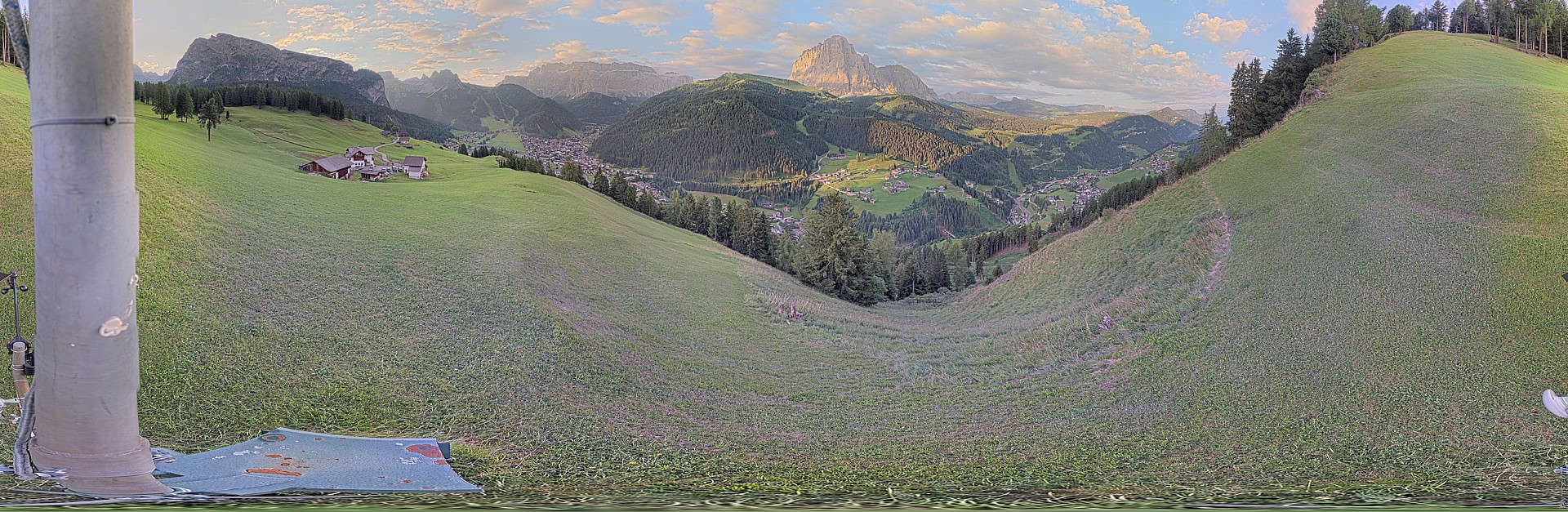 Archiv Foto Webcam Panorama über Wolkenstein
