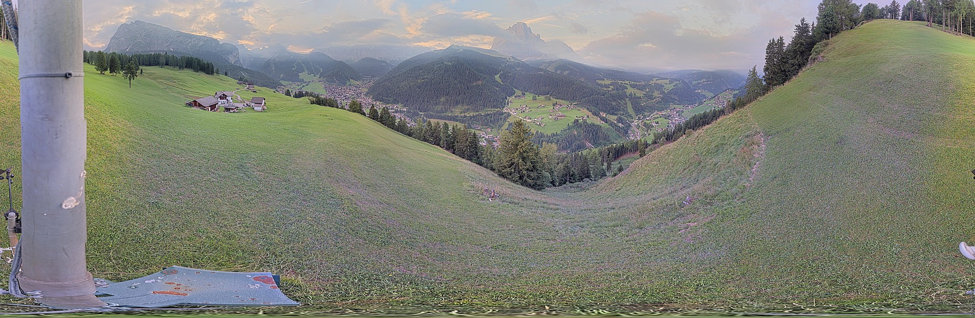 Archiv Foto Webcam Panorama über Wolkenstein