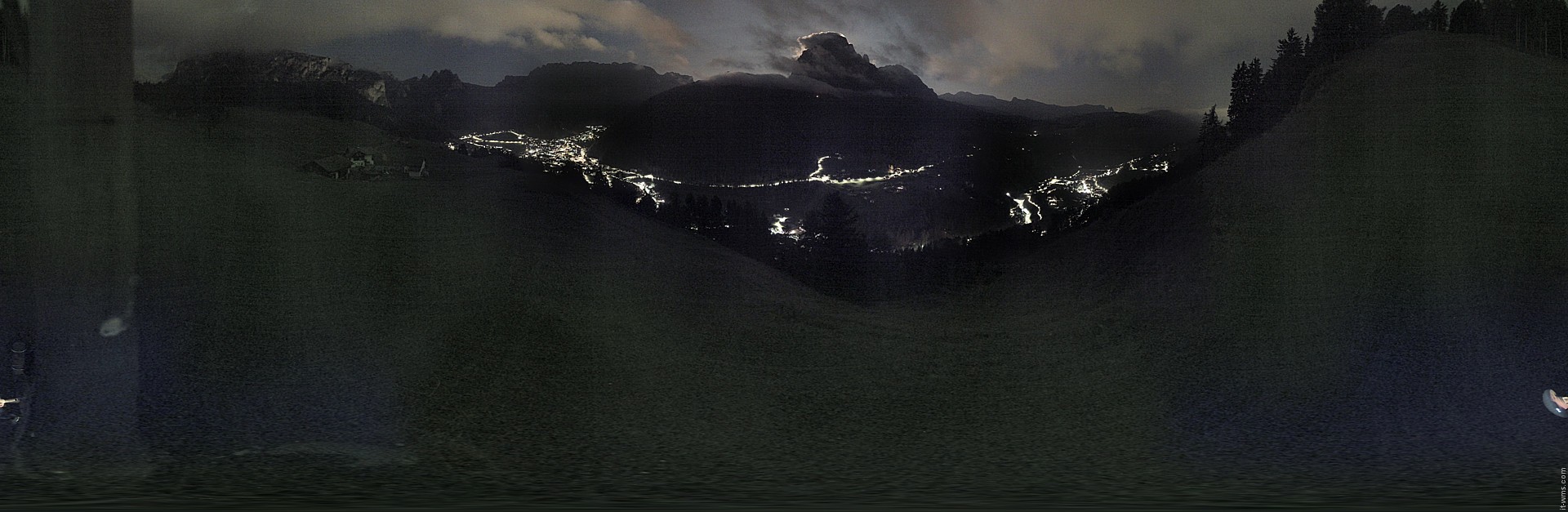 Archiv Foto Webcam Panorama über Wolkenstein