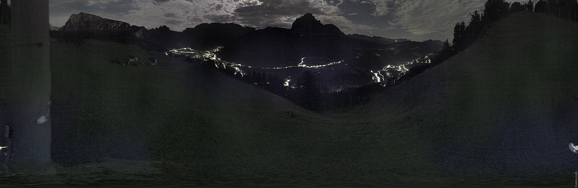Archiv Foto Webcam Panorama über Wolkenstein