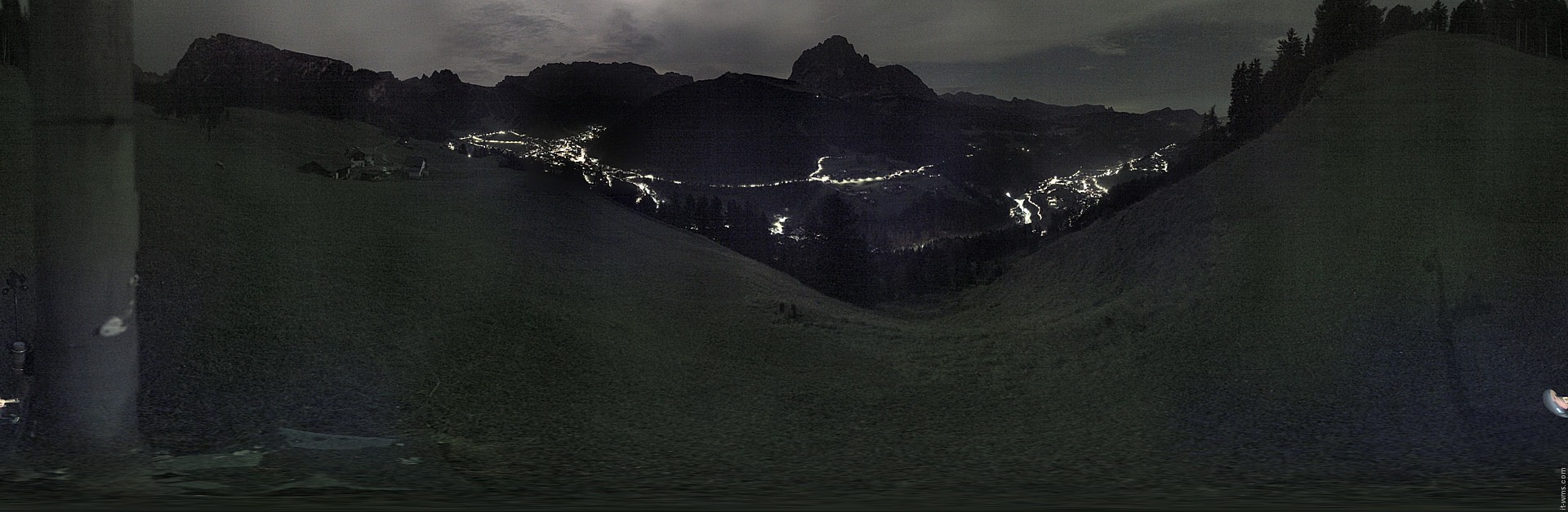 Archiv Foto Webcam Panorama über Wolkenstein