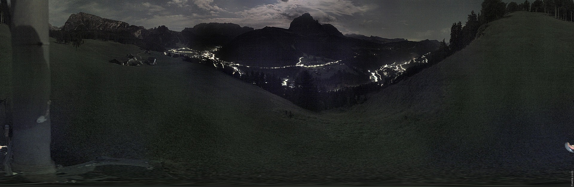 Archiv Foto Webcam Panorama über Wolkenstein