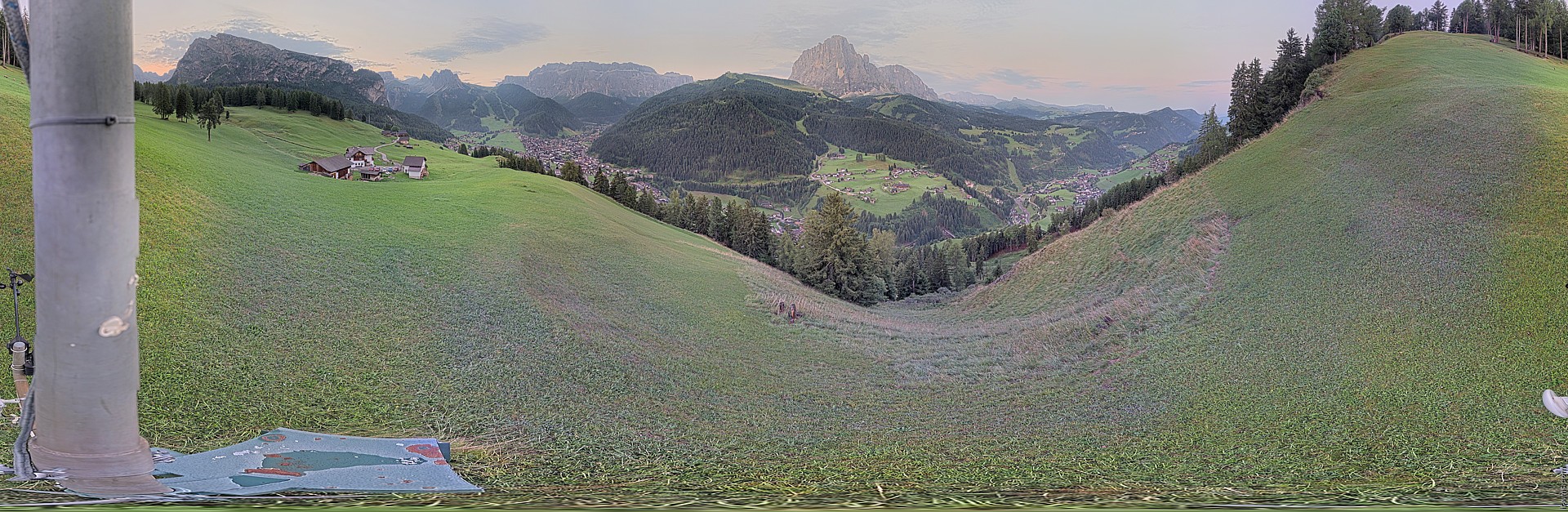 Archiv Foto Webcam Panorama über Wolkenstein