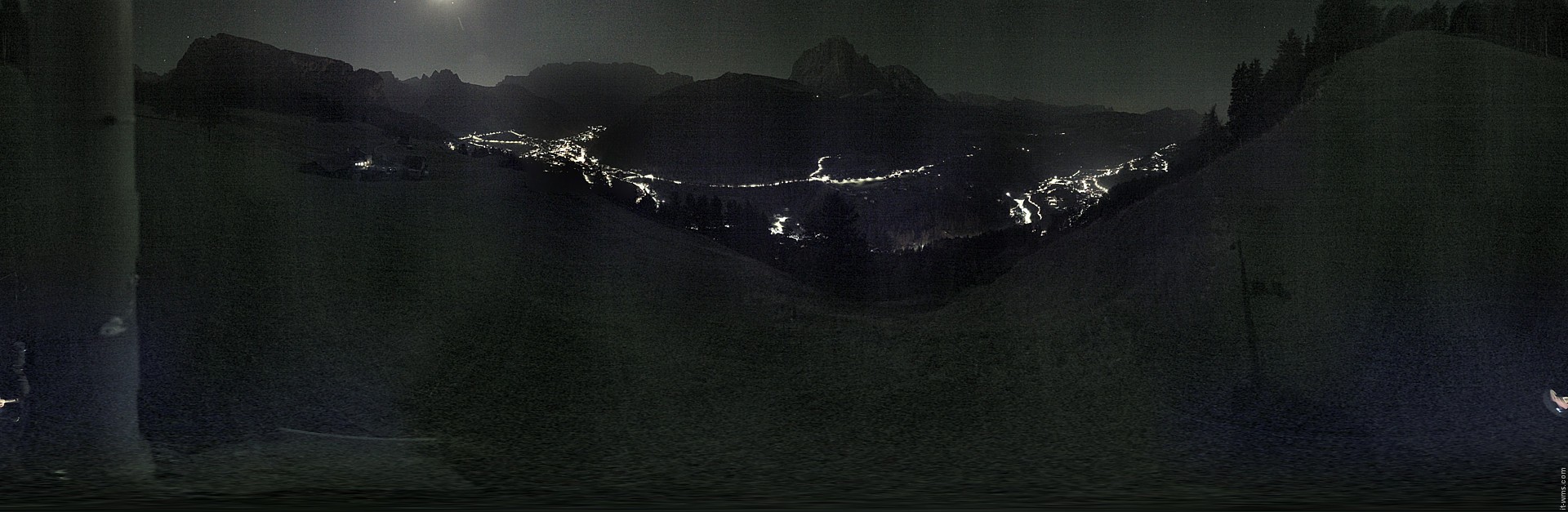 Archiv Foto Webcam Panorama über Wolkenstein