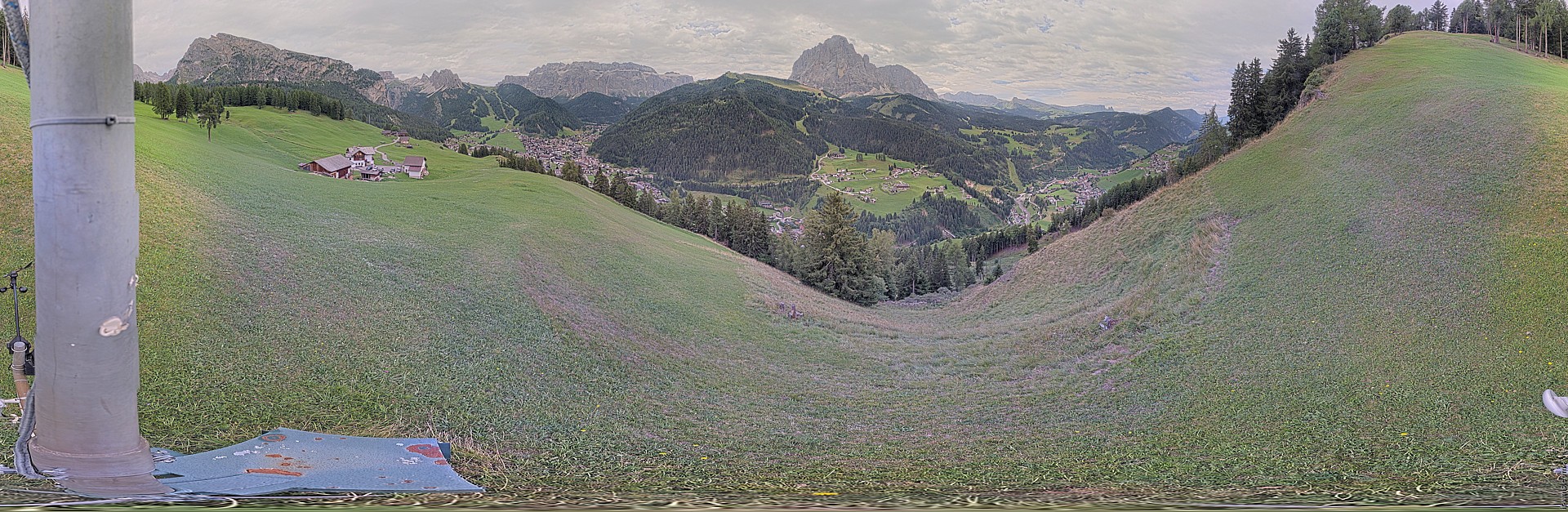 Archiv Foto Webcam Panorama über Wolkenstein