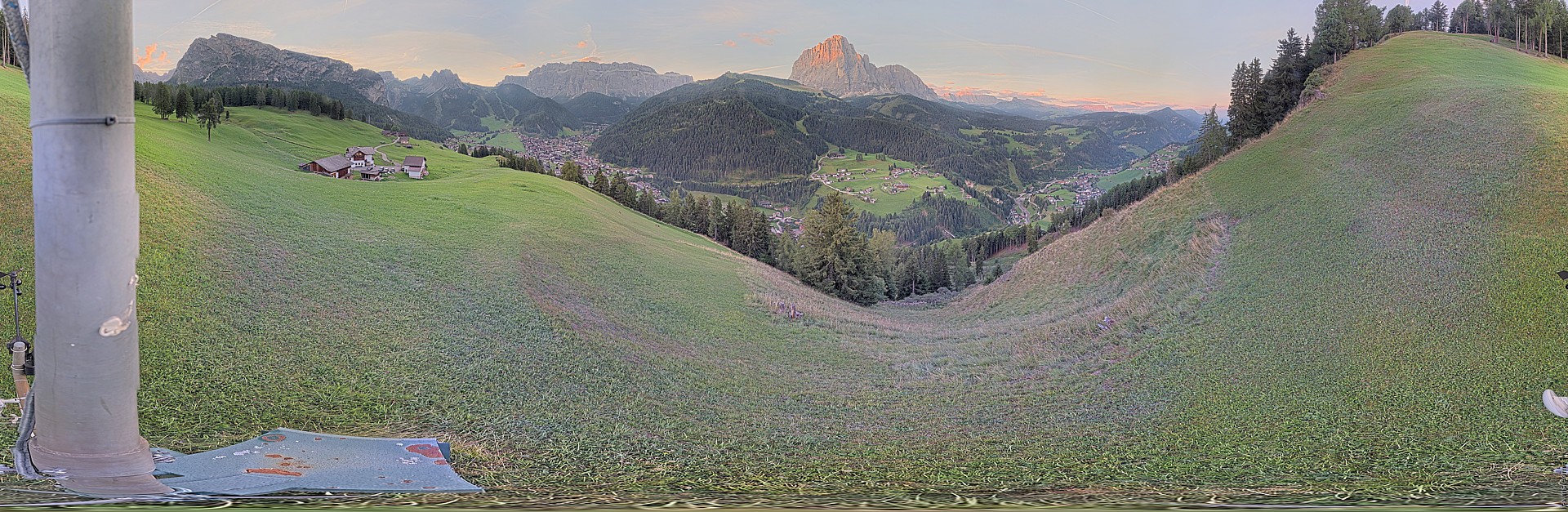 Archiv Foto Webcam Panorama über Wolkenstein