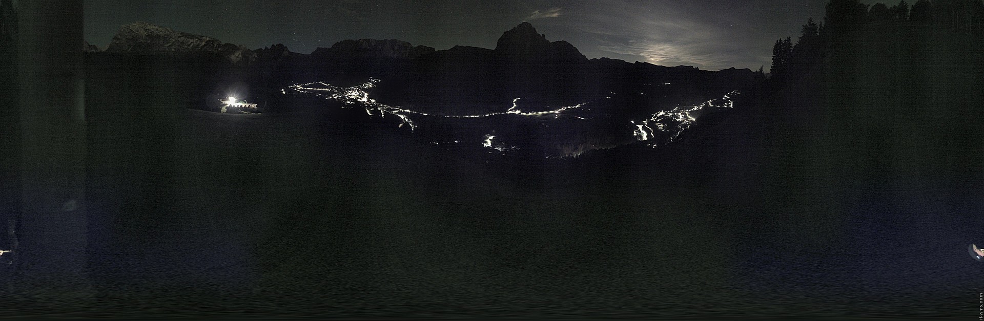 Archived image Webcam Panoramic view of Wolkenstein