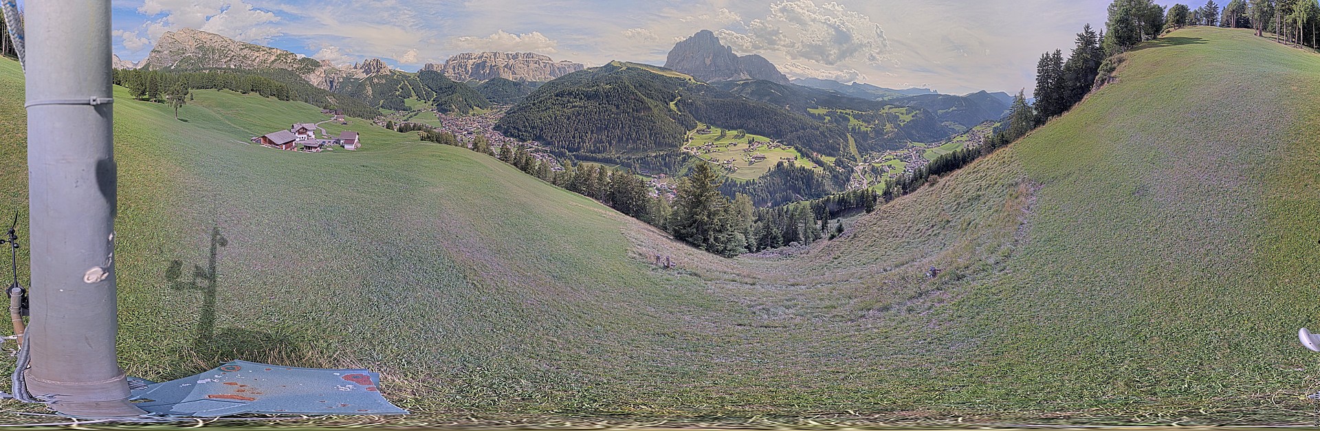 Archived image Webcam Panoramic view of Wolkenstein