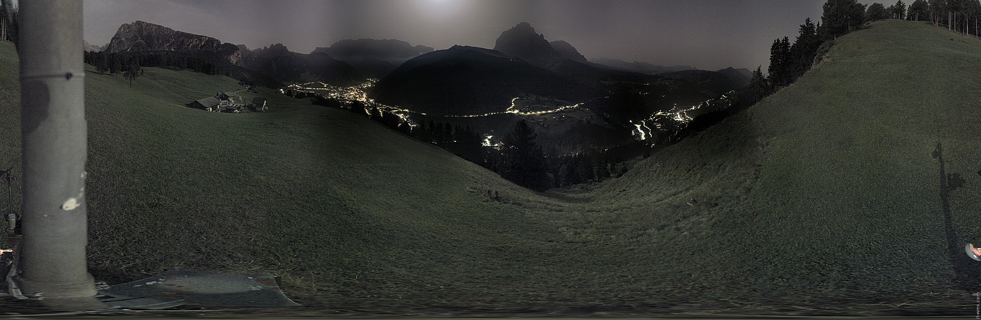 Archiv Foto Webcam Panorama über Wolkenstein