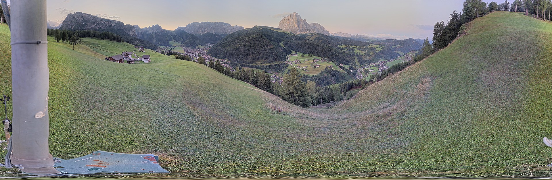 Archiv Foto Webcam Panorama über Wolkenstein