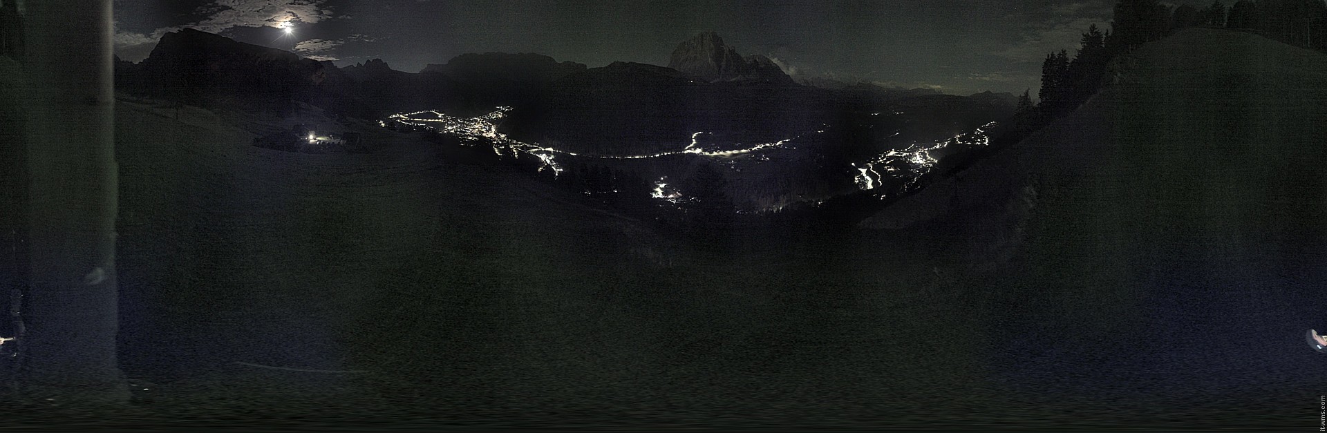 Archiv Foto Webcam Panorama über Wolkenstein