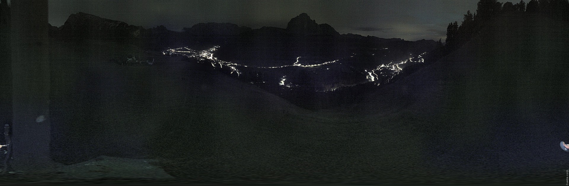 Archiv Foto Webcam Panorama über Wolkenstein