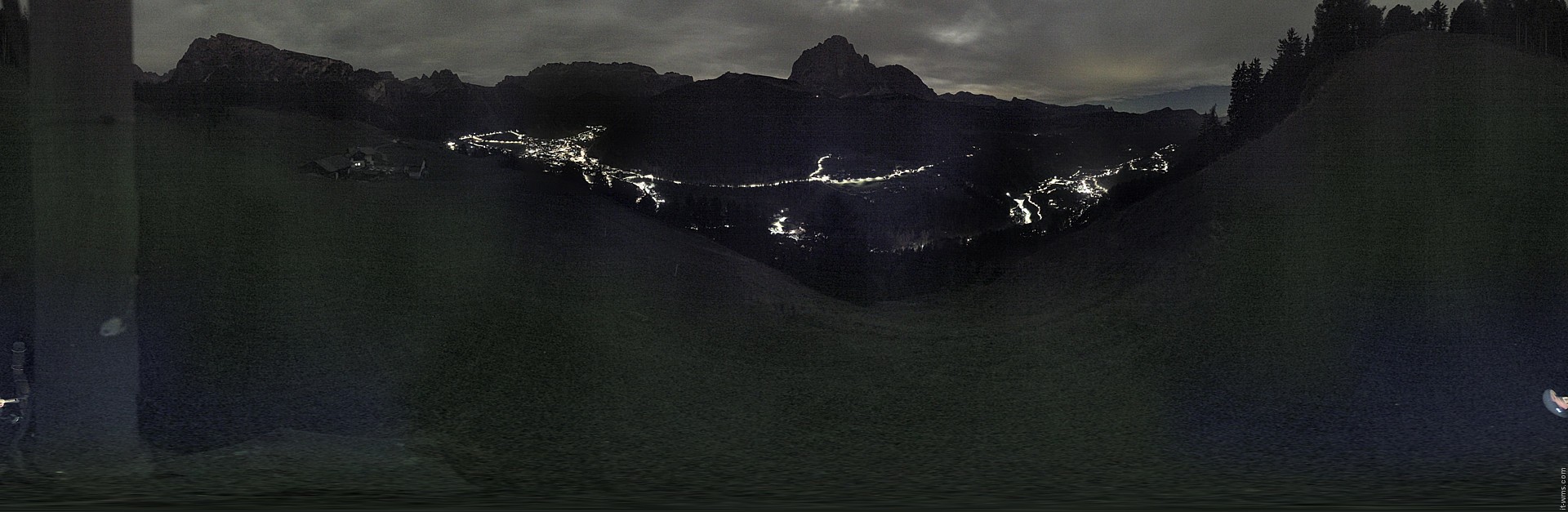 Archived image Webcam Panoramic view of Wolkenstein