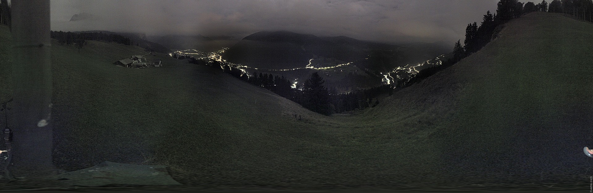 Archiv Foto Webcam Panorama über Wolkenstein
