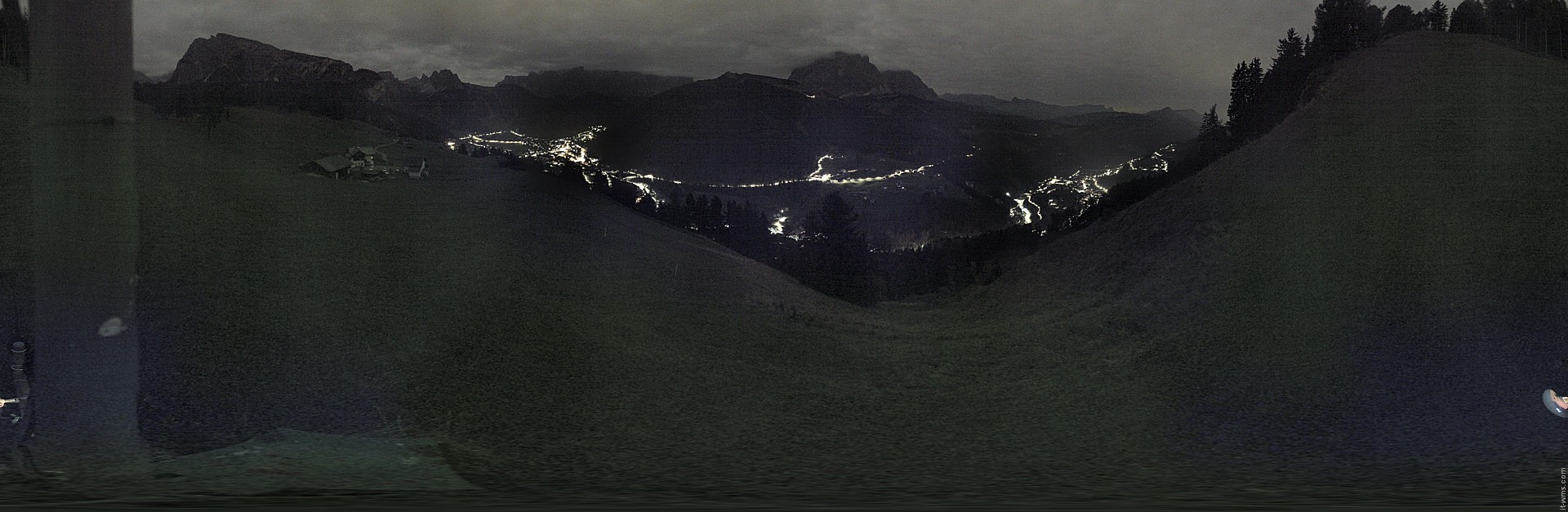 Archiv Foto Webcam Panorama über Wolkenstein