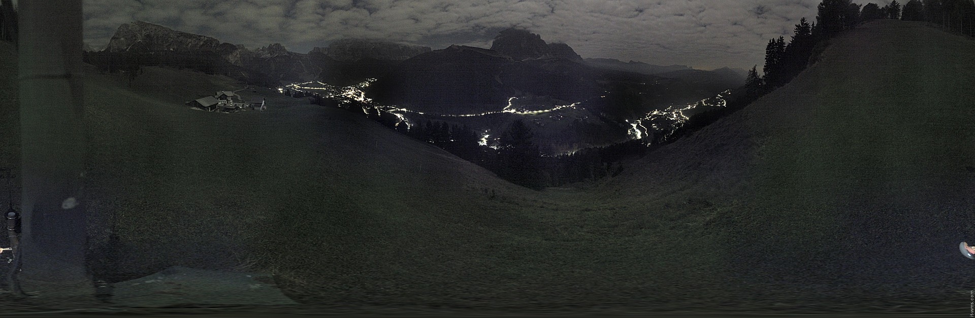 Archiv Foto Webcam Panorama über Wolkenstein