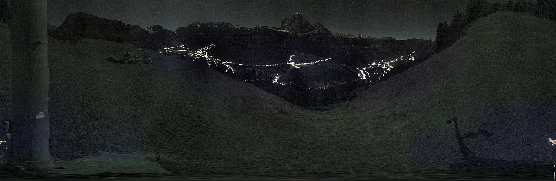 Archiv Foto Webcam Panorama über Wolkenstein