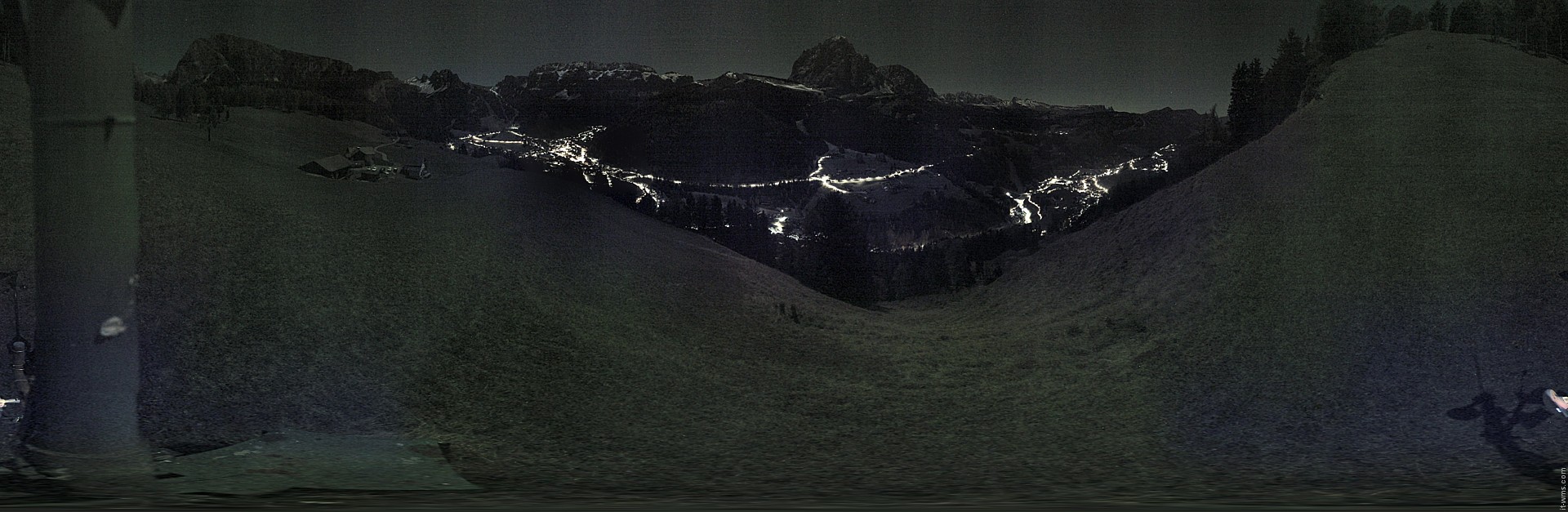 Archiv Foto Webcam Panorama über Wolkenstein