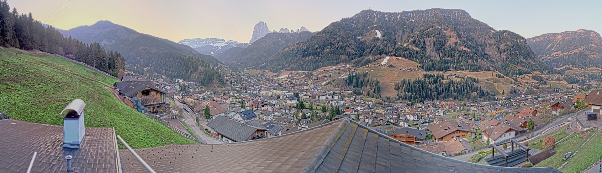 Archived image Webcam St. Ulrich: Zone Solaria