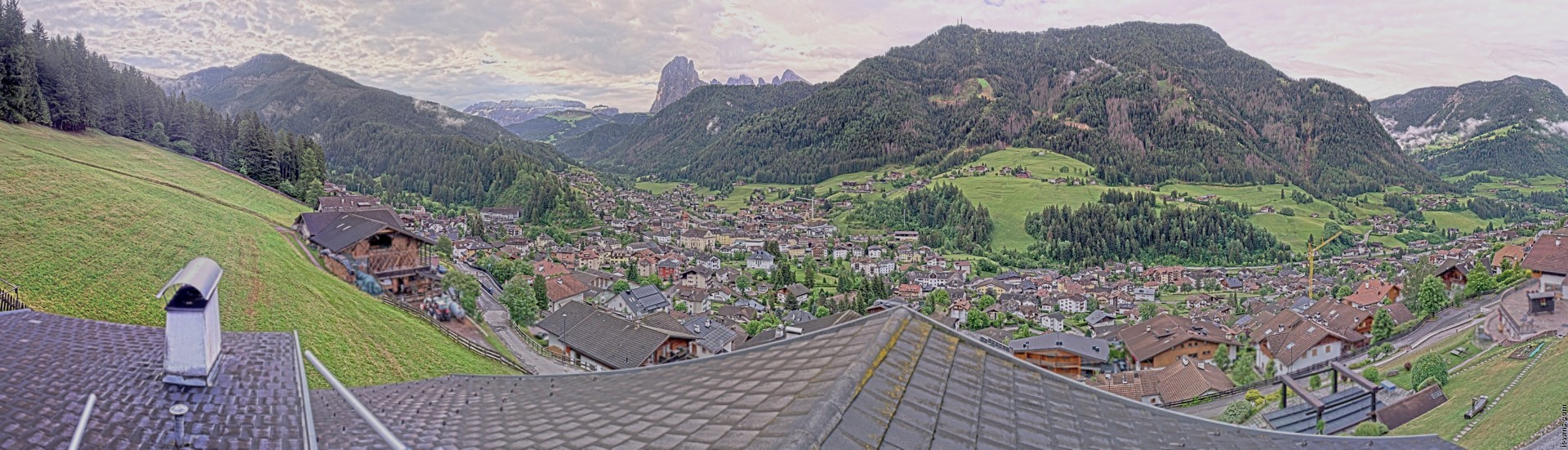 Archived image Webcam St. Ulrich: Zone Solaria