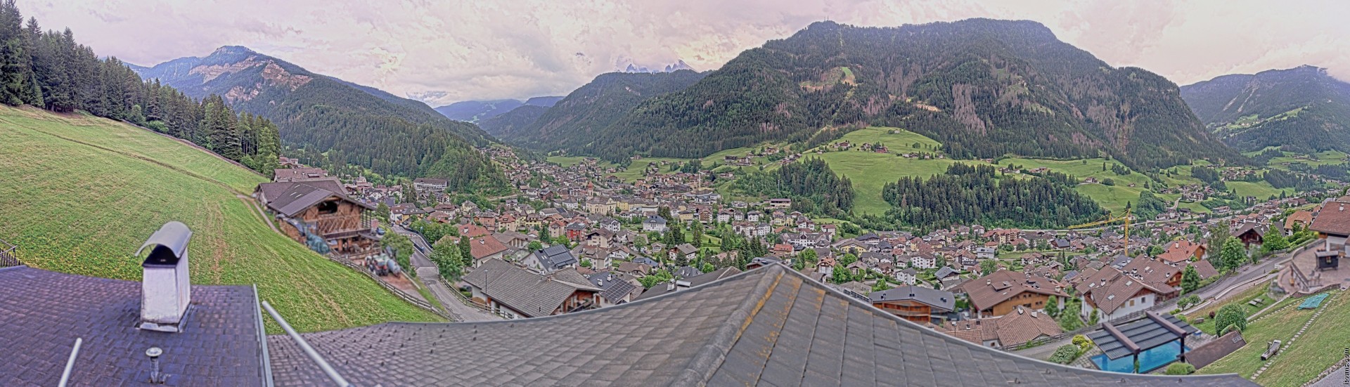 Archived image Webcam St. Ulrich: Zone Solaria