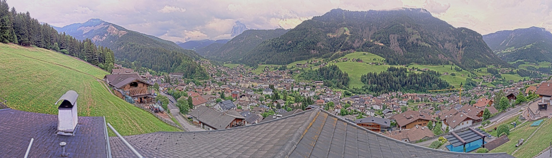 Archived image Webcam St. Ulrich: Zone Solaria