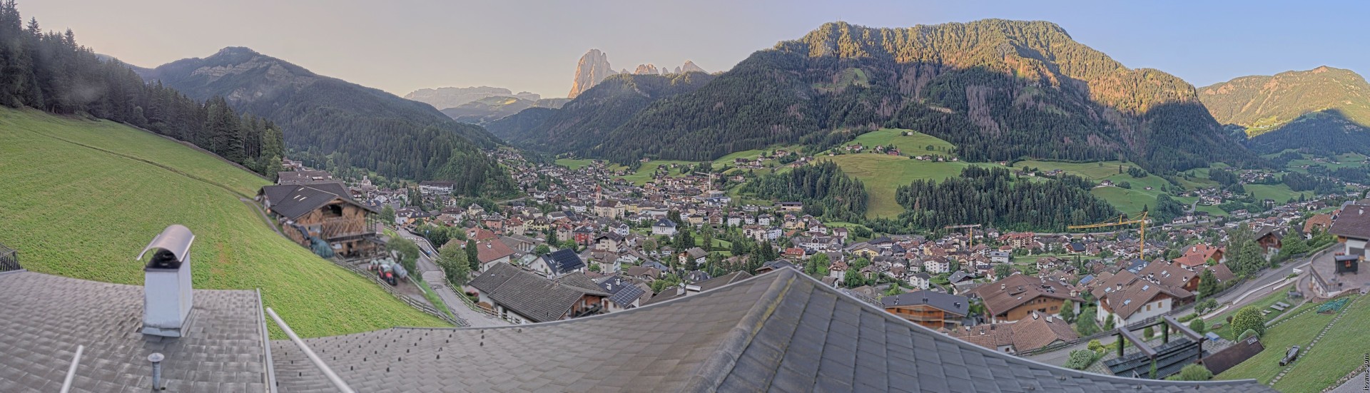 Archived image Webcam St. Ulrich: Zone Solaria
