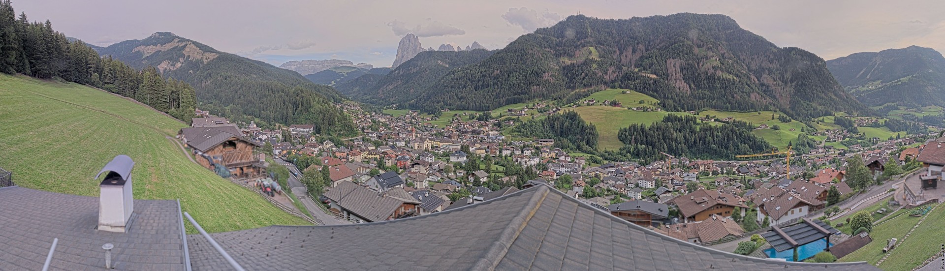 Archived image Webcam St. Ulrich: Zone Solaria