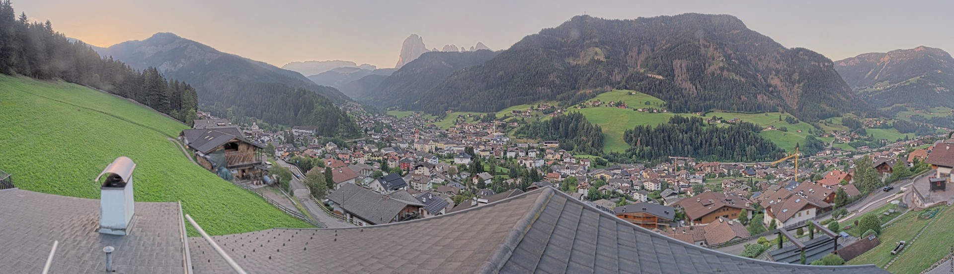 Archived image Webcam St. Ulrich: Zone Solaria