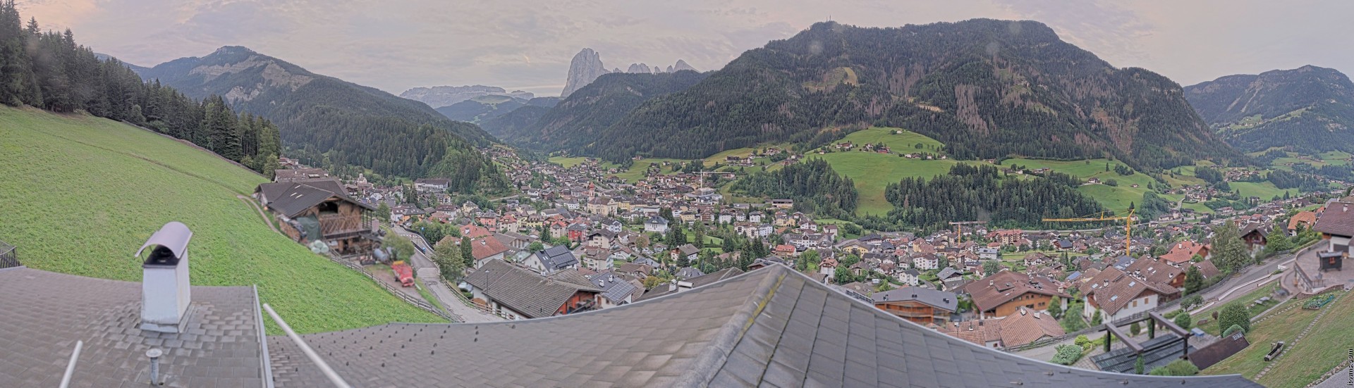 Archived image Webcam St. Ulrich: Zone Solaria