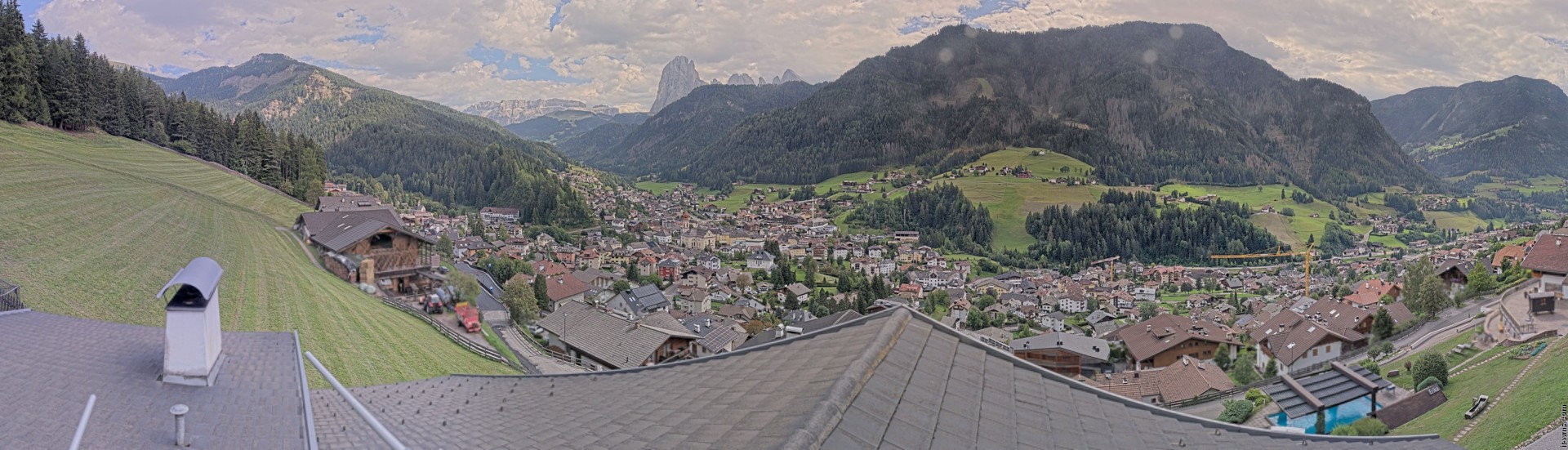 Archived image Webcam St. Ulrich: Zone Solaria