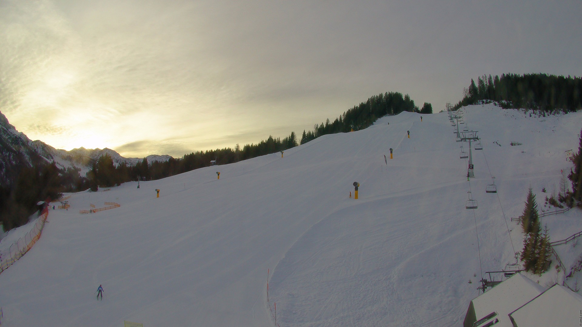 Archiv Foto Webcam Nassfeld: Blick Sonnleitn