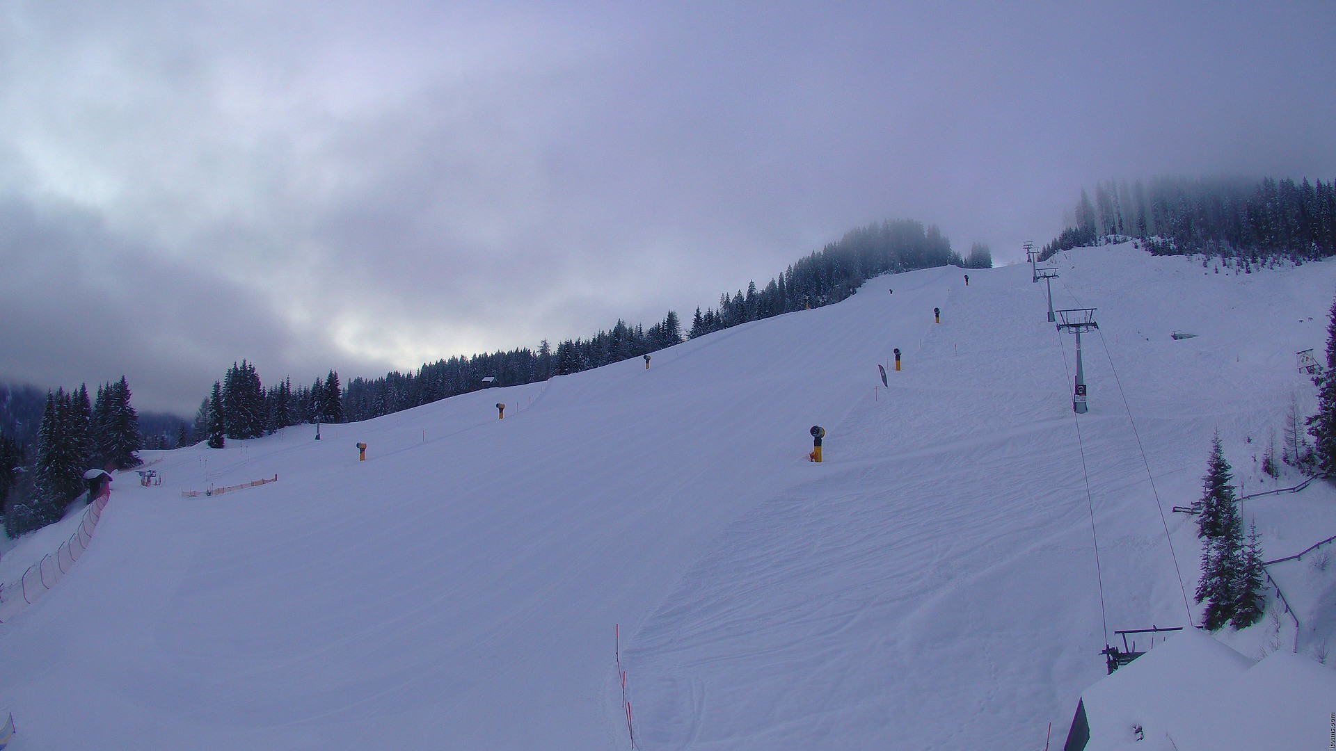 Archiv Foto Webcam Nassfeld: Blick Sonnleitn