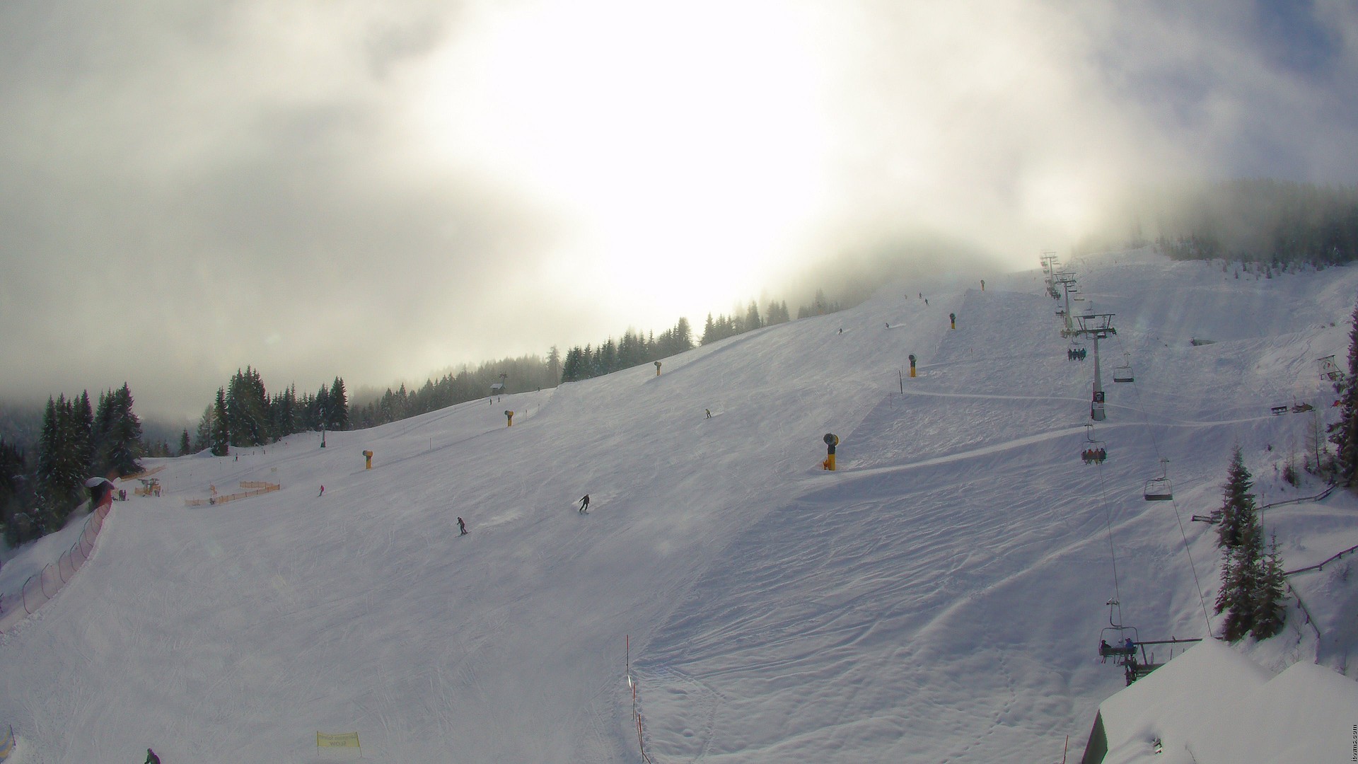 Archiv Foto Webcam Nassfeld: Blick Sonnleitn