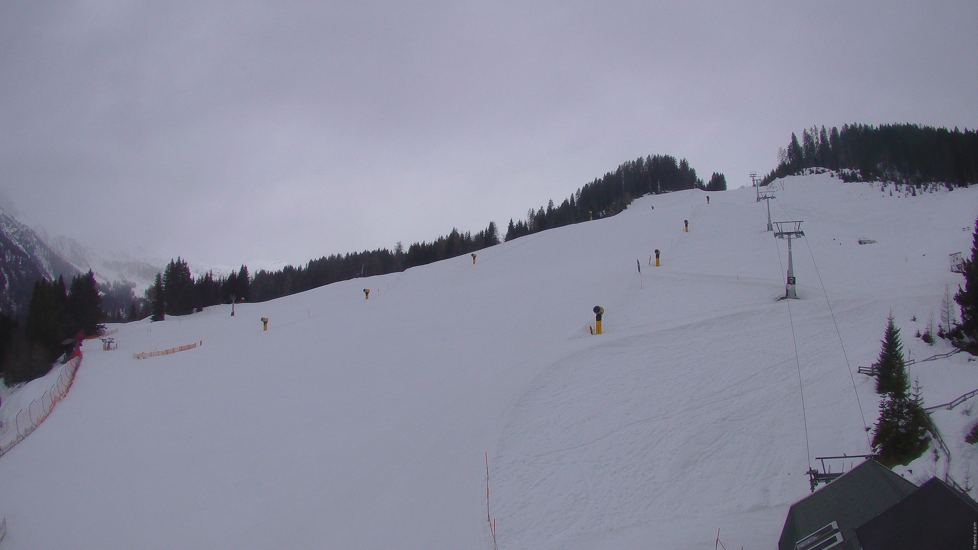 Archiv Foto Webcam Nassfeld: Blick Sonnleitn