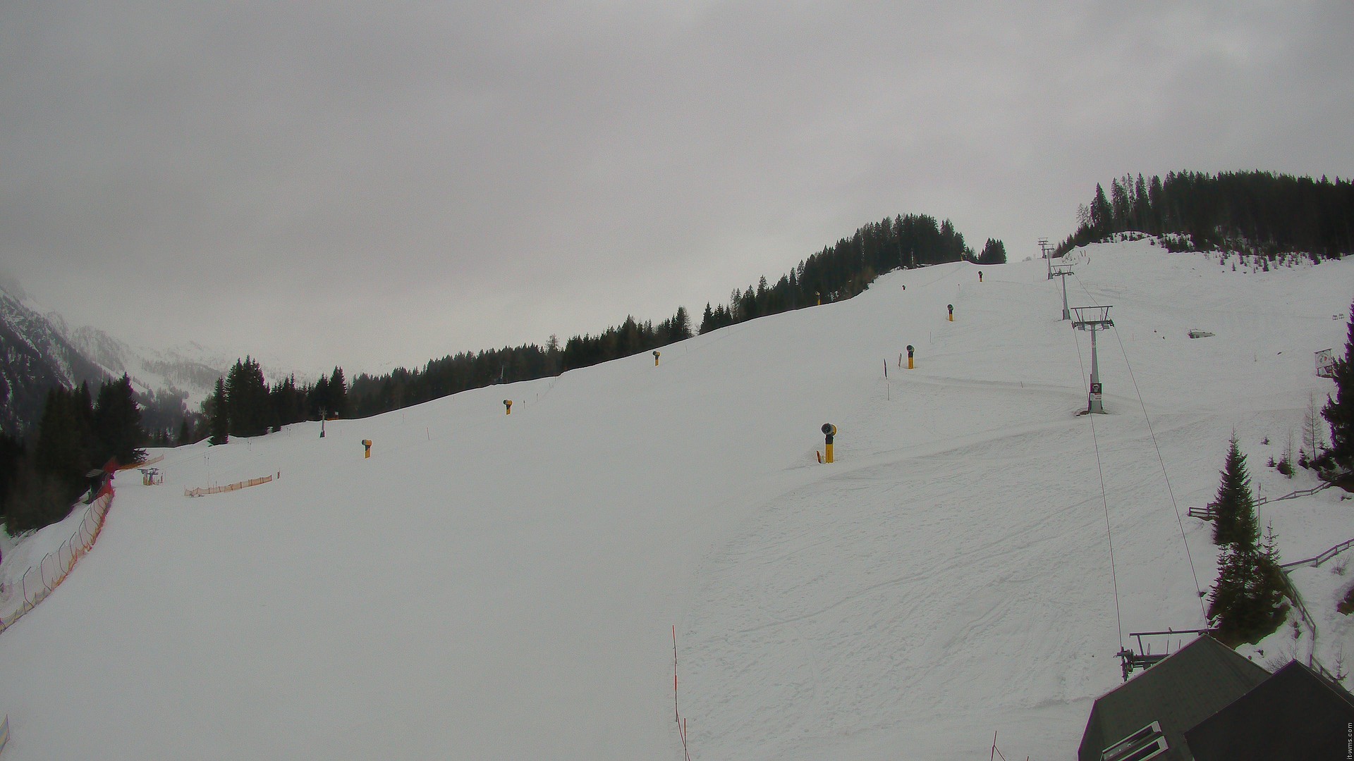 Archiv Foto Webcam Nassfeld: Blick Sonnleitn