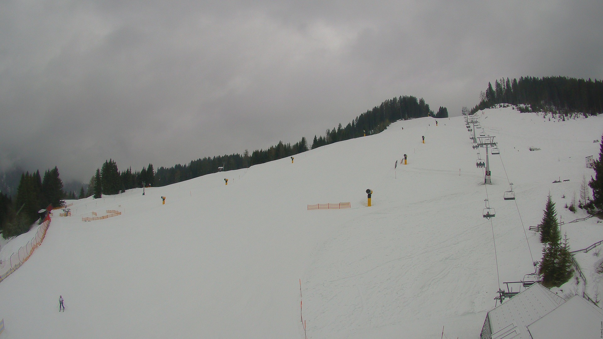 Archiv Foto Webcam Nassfeld: Blick Sonnleitn