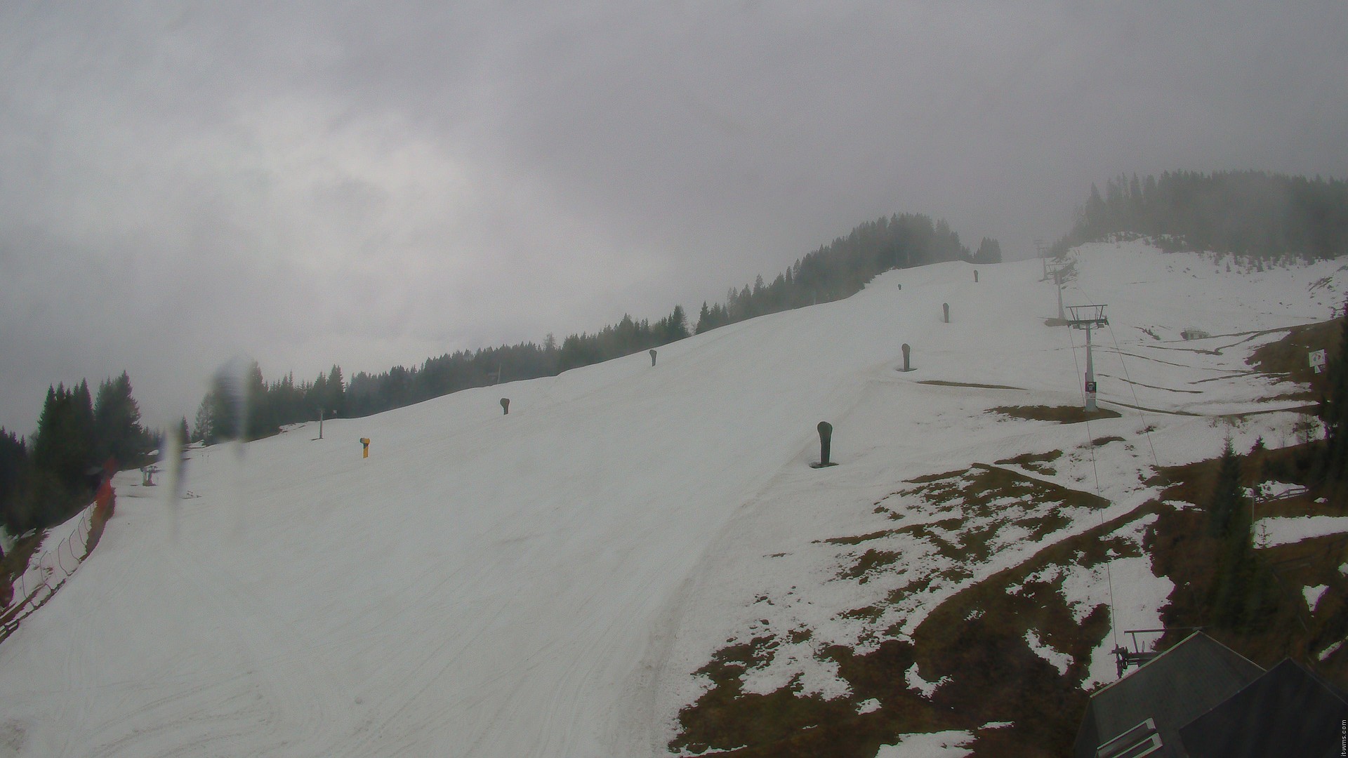 Archiv Foto Webcam Nassfeld: Blick Sonnleitn