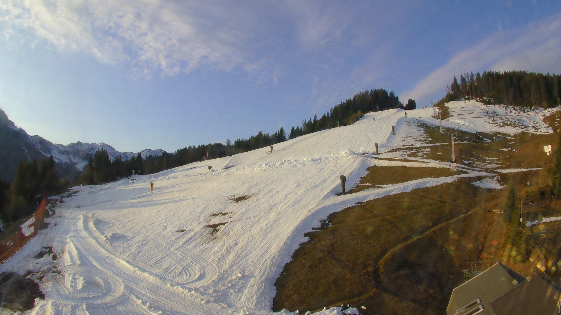 Archiv Foto Webcam Nassfeld: Blick Sonnleitn