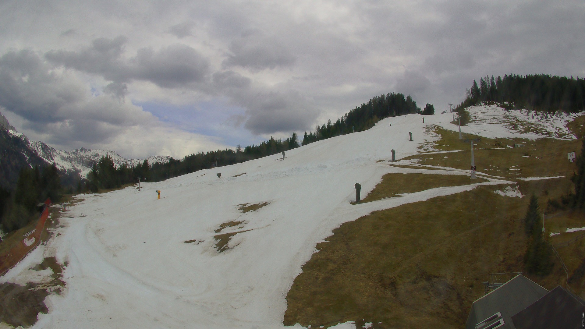 Archiv Foto Webcam Nassfeld: Blick Sonnleitn