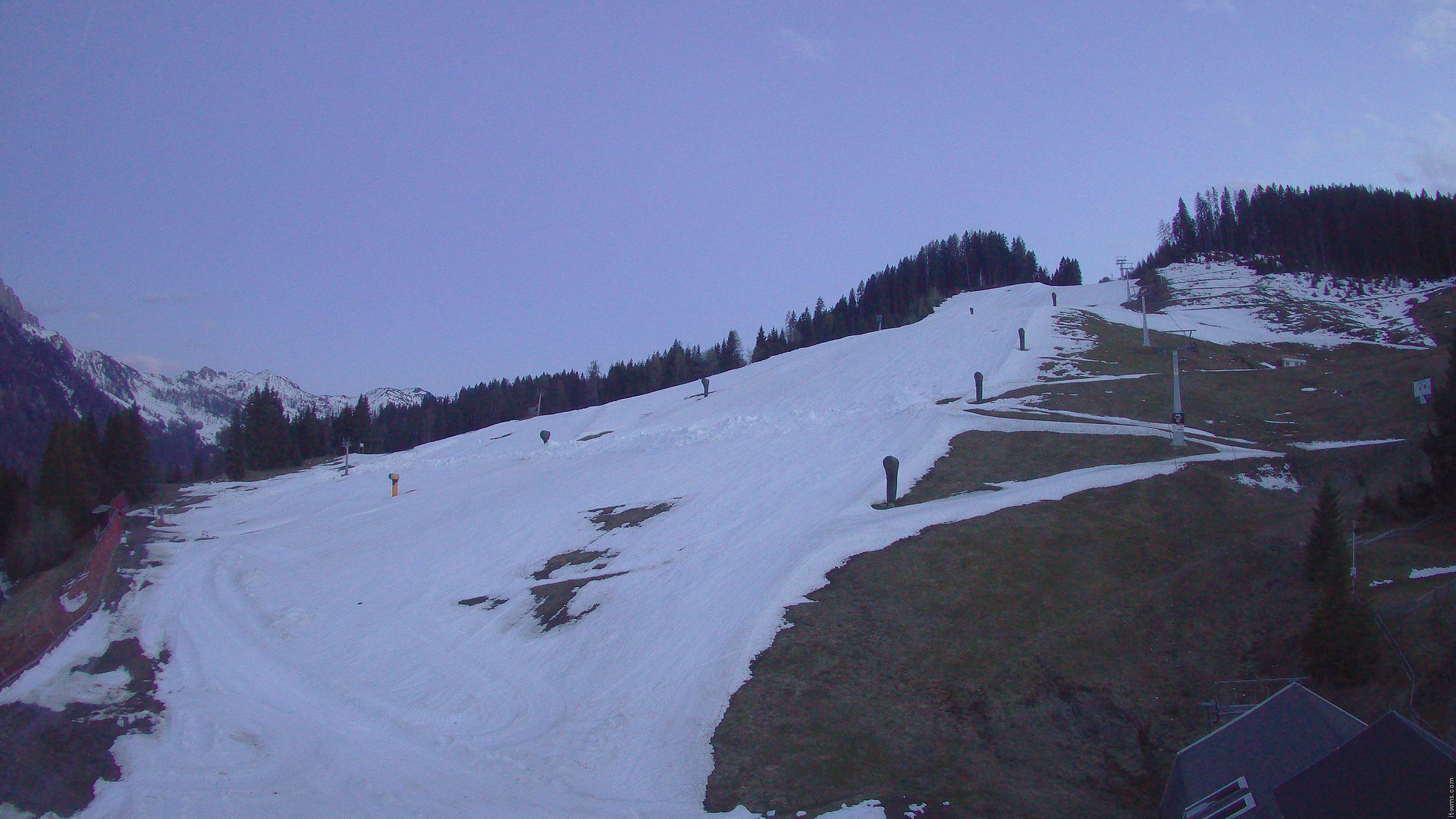 Archiv Foto Webcam Nassfeld: Blick Sonnleitn