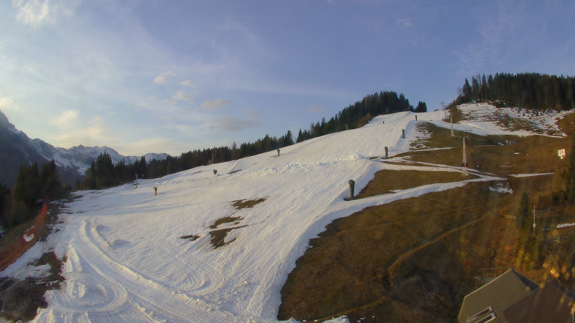 Archiv Foto Webcam Nassfeld: Blick Sonnleitn