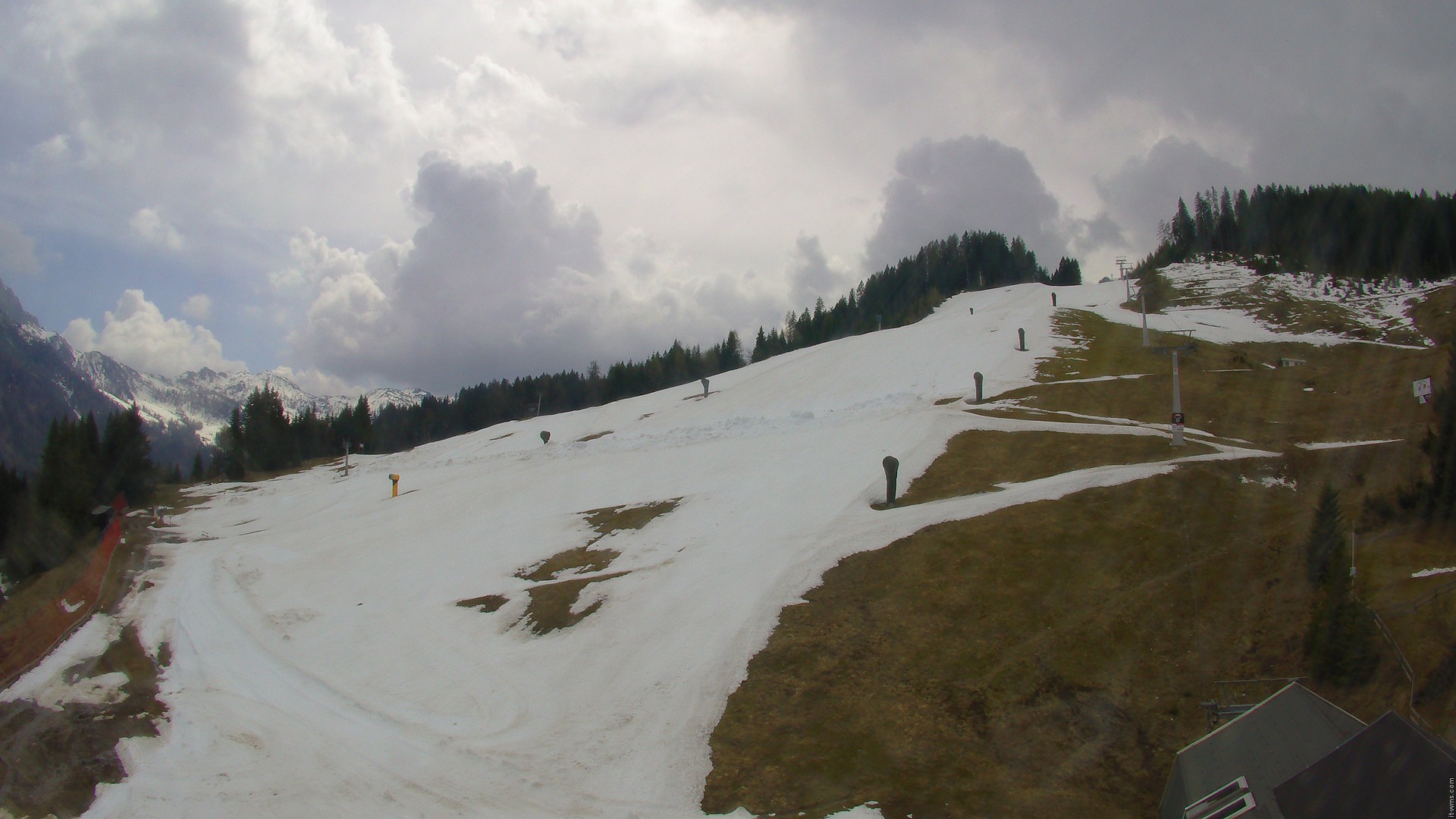 Archiv Foto Webcam Nassfeld: Blick Sonnleitn